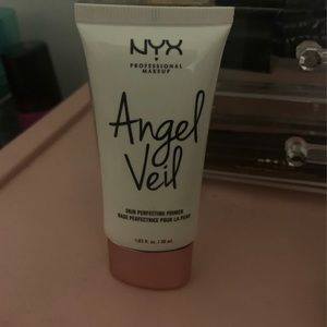 Nyx professional makeup Angel Veil Primer